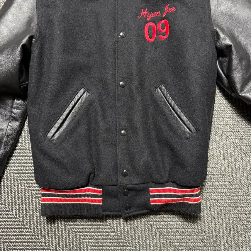 [SOLD OUT] USA 미제 HOLLOWAY 바시티 자켓(S)