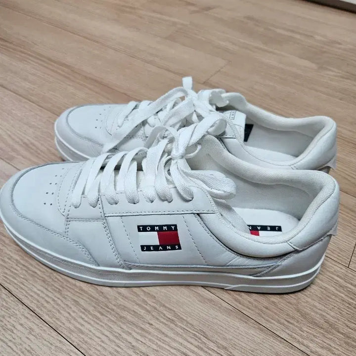 [BUNJANG] Tommy Hilfiger Sneakers (White) - US 9 / 타미진스270