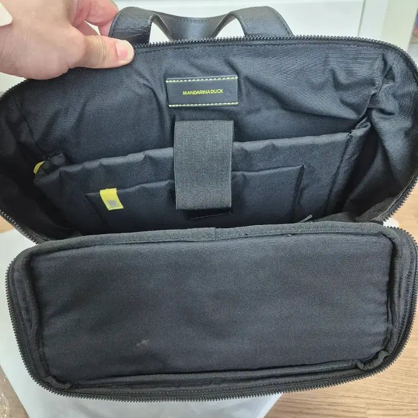 [BUNJANG] Mandarina Duck Black Backpack / 만다니라덕 백팩