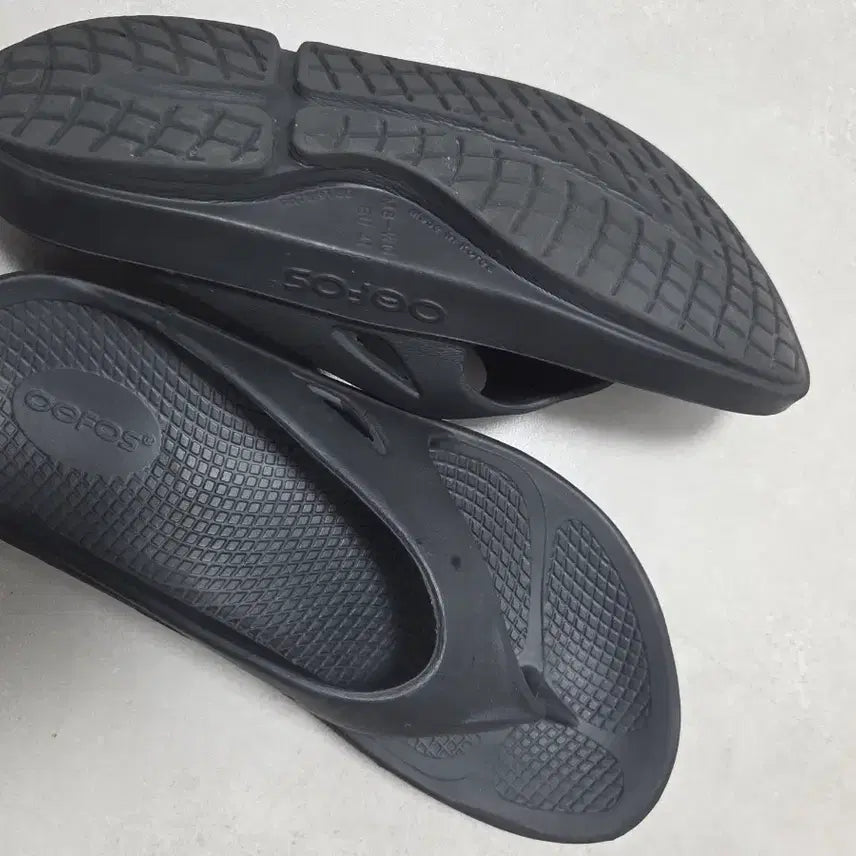 [BUNJANG] OOFOS OOriginal Black Flip-Flops EU41 / 우포스 OOriginal 블랙 쪼리 EU41