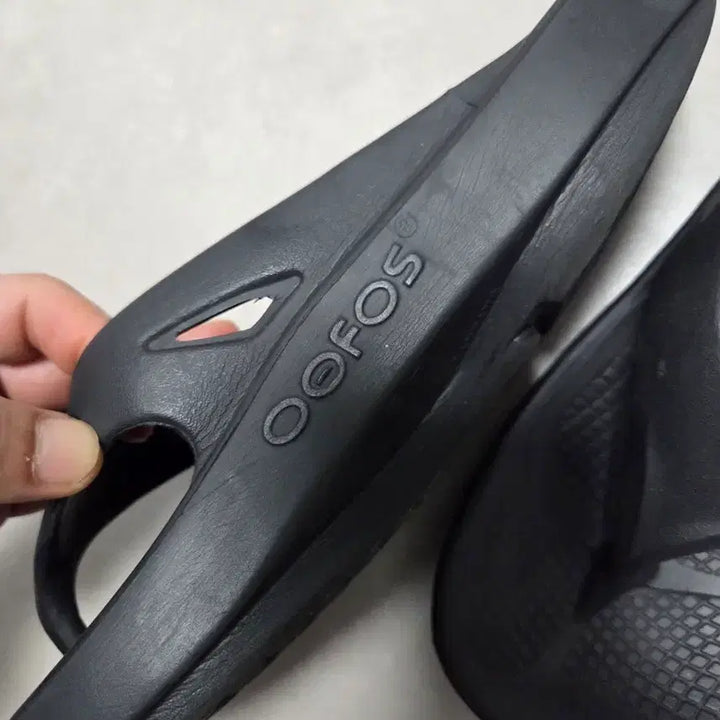 [BUNJANG] OOFOS OOriginal Black Flip-Flops EU41 / 우포스 OOriginal 블랙 쪼리 EU41