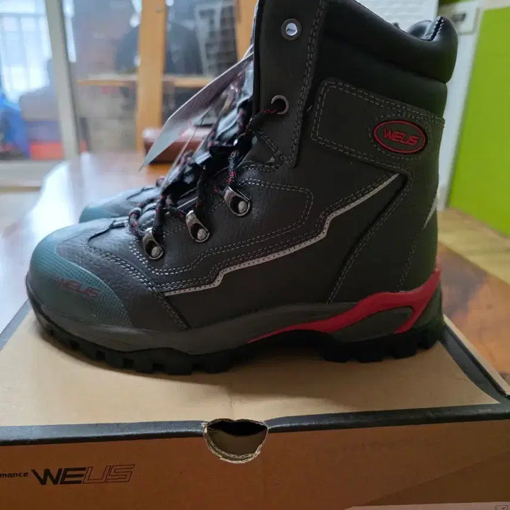[BUNJANG] WEUS Safety Work Shoes / WEUS 안전화 미끄럼방지 작업화 새상품