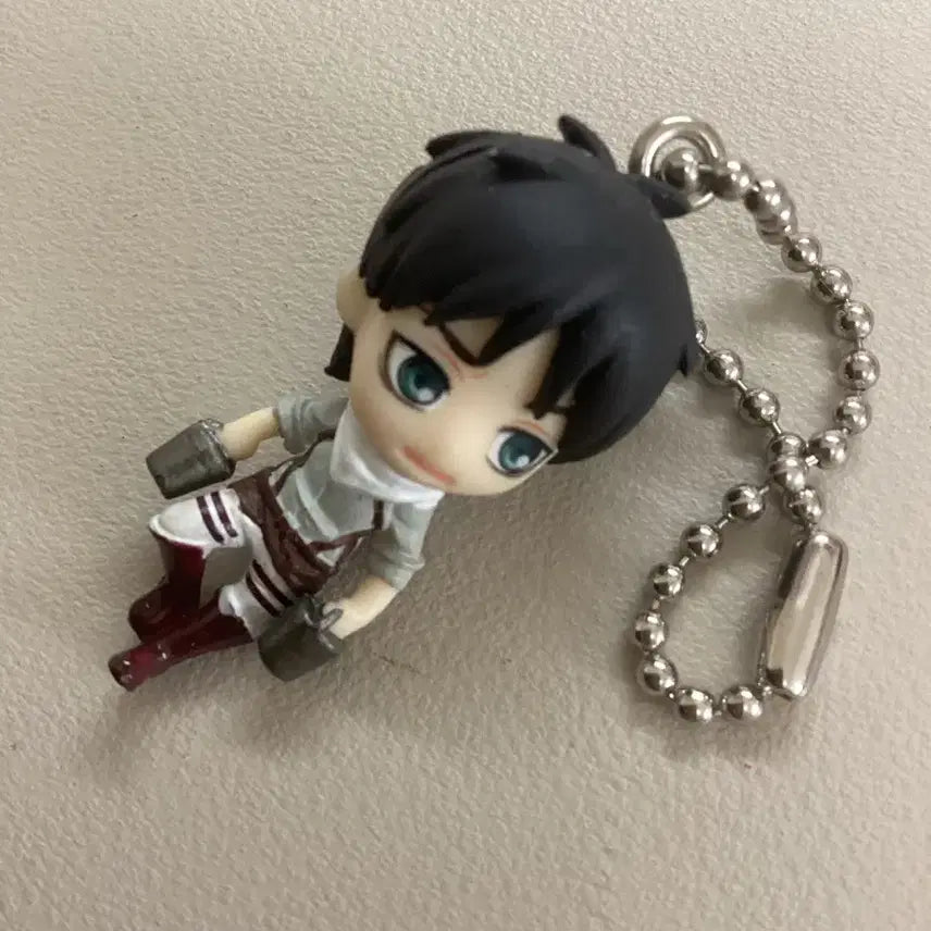 [BUNJANG] Attack on Titan Eren Swing Gacha / 청소 에렌 스윙 가챠