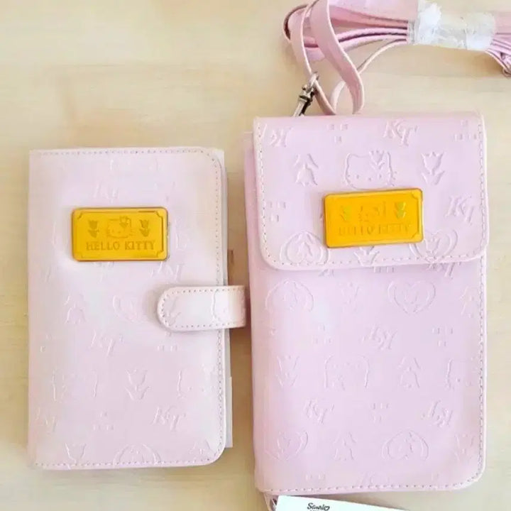 [BUNJANG] Hello Kitty Tulip Stationery Set / 튤립키티2종,튤립 키티 다이어리, 체리 키티 화일,튤립 키티 수첩