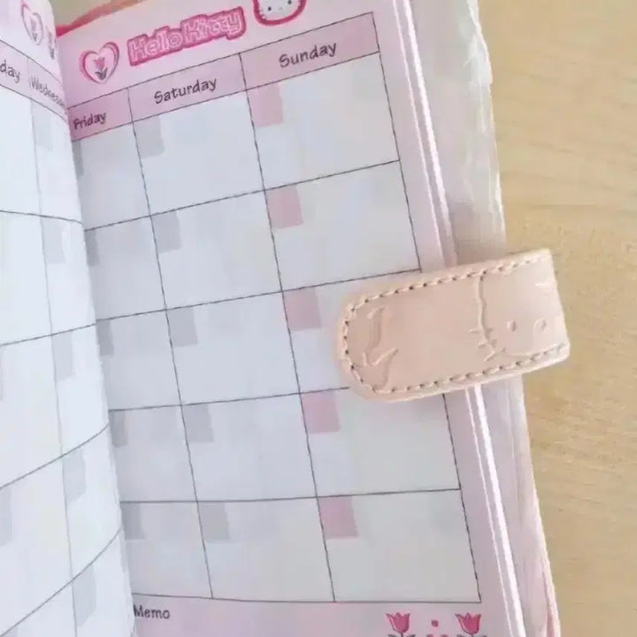 [BUNJANG] Hello Kitty Tulip Stationery Set / 튤립키티2종,튤립 키티 다이어리, 체리 키티 화일,튤립 키티 수첩