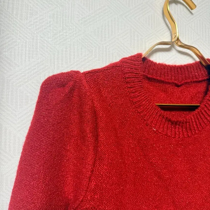 [BUNJANG] Knit Sweater with Gold Thread Detail / 새상품:) 은은하게 반짝이는 금사 포인트 니트
