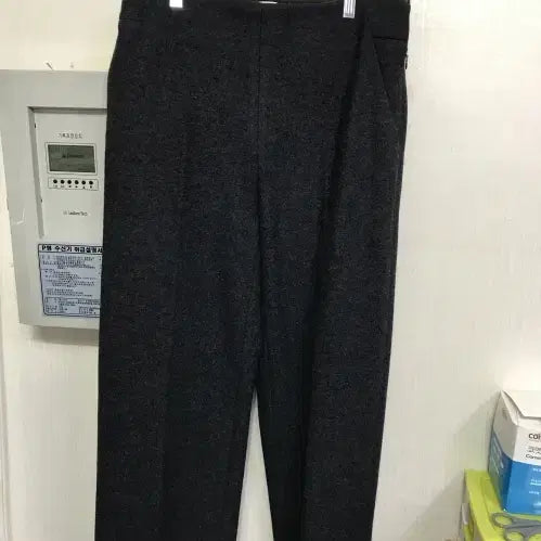 [BUNJANG] DKNY Wool Trousers / DKNY 모직 바지