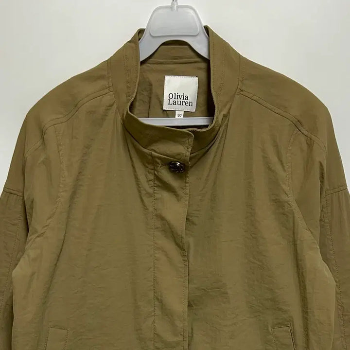 [BUNJANG] Olivia Lauren Nylon Windbreaker Jacket / [여자-90]올리비아로렌 나일론 바람막이 점퍼