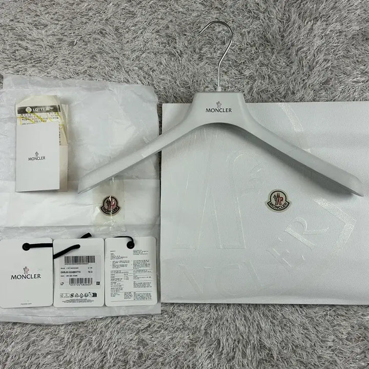 [BUNJANG] Moncler Carles Windbreaker Hooded Jacket / [3] 백화점판 정품 몽클레어 카를레스 바람막이 후드 자켓