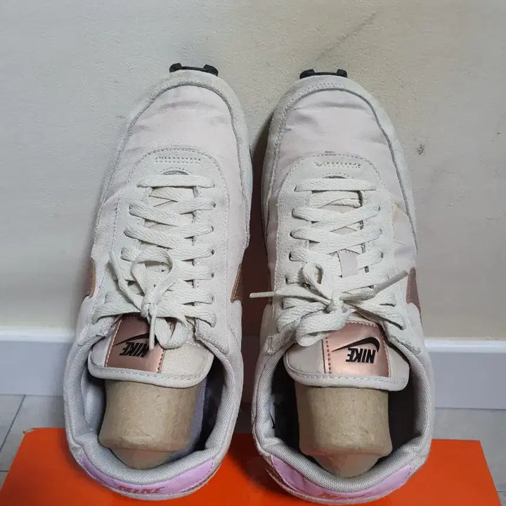 [BUNJANG] Nike Daybreak RTL Metallic Red Bronze Sneakers / 나이키 데이브레이크 RTL 메탈릭 레드 브론즈 CU5324-100, 27