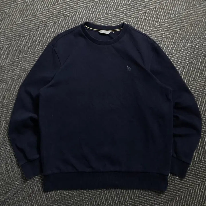 [SOLD OUT] HAZZYS 자수로고 패턴 맨투맨 네이비y 4576