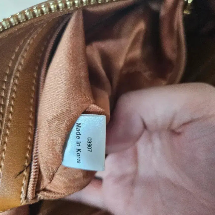 [BUNJANG] MCM Logo Mini Shoulder Bag / MCM 로고 미니 숄더백 체인 가방