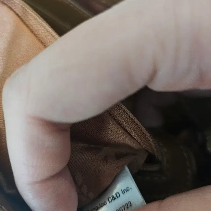 [BUNJANG] MCM Logo Mini Shoulder Bag / MCM 로고 미니 숄더백 체인 가방