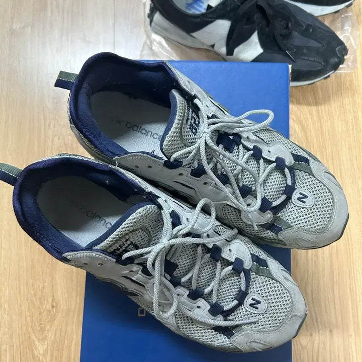 [BUNJANG] New Balance 827 Gray/Navy Sneakers / 뉴발란스 827 그레이/네이비 280