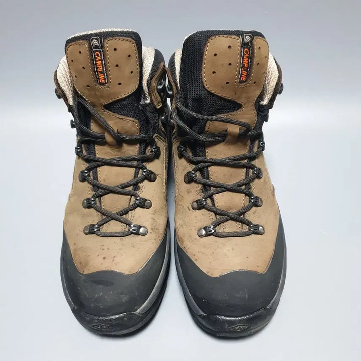 [BUNJANG] CampLine Annestorm Alpha Gore-Tex Hiking Boots / 캠프라인 애니스톰 알파 고어텍스 등산화
