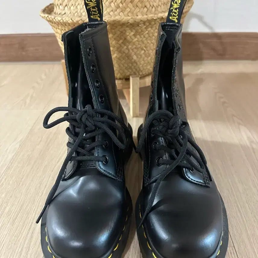 [BUNJANG] Dr. Martens 1460 Black Leather Boots / 닥터마틴 1460 워커