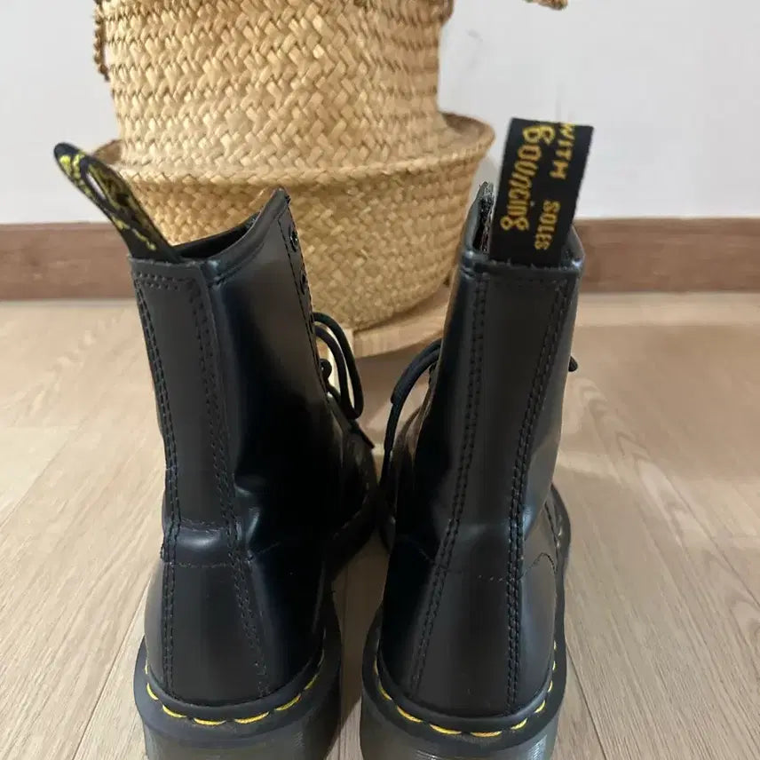 [BUNJANG] Dr. Martens 1460 Black Leather Boots / 닥터마틴 1460 워커