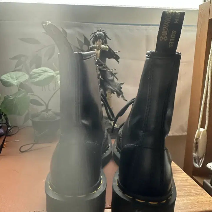 [BUNJANG] Dr. Martens 1460 Black Leather Boots / 닥터마틴 1460 워커