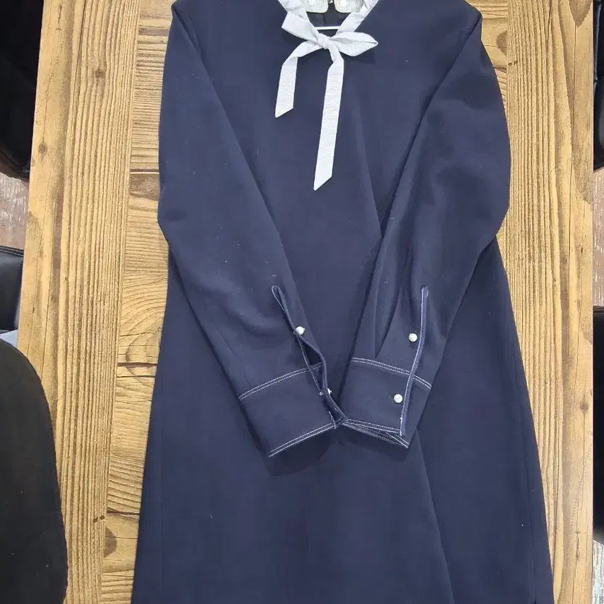 [BUNJANG] Roem Ribbon Tie Navy Midi Dress / 로엠리본타이 네이비  원피스(프리사이즈)
