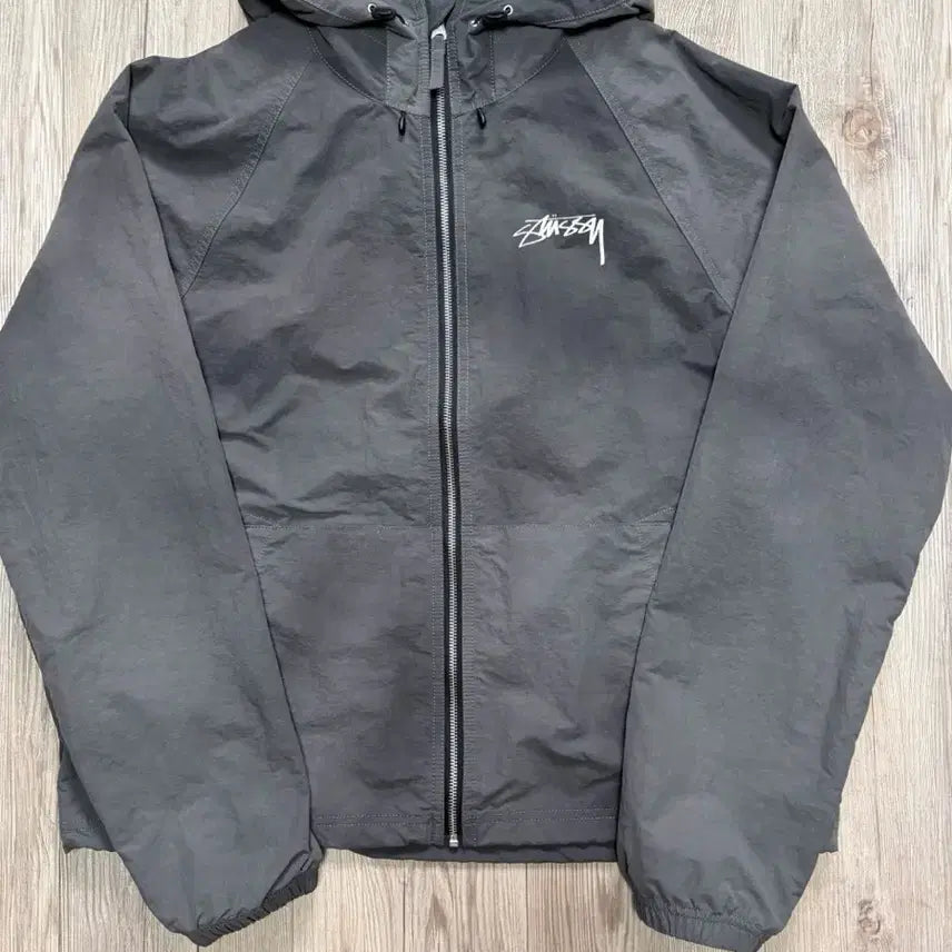 [BUNJANG] Stussy Beach Shell Windbreaker (M) / 스투시 비치쉘 바람막이 m