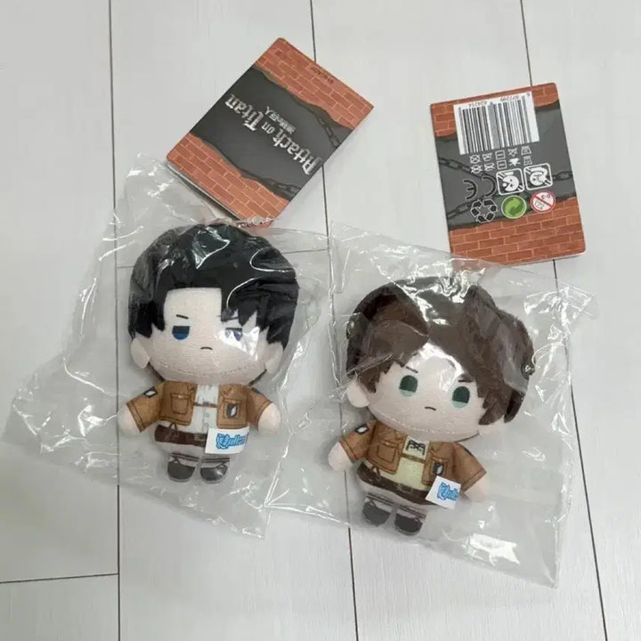 [BUNJANG] Attack on Titan Levi &amp; Eren Plush Set (Licensed Authentic) / [급처] 진격의 거인 리바이 에렌 누이 일괄 (라이센스 정품)