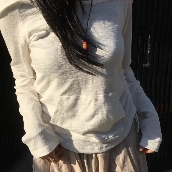 [BUNJANG] Ablie Antiz Route Hoodie Ivory / 에이블리 앤티즈 루트 후드티 아이보리