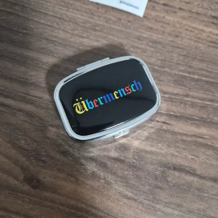 [BUNJANG] G-Dragon Ubermensch Multi Mini Case / Ubermensch 지드래곤 멀티 미니 케이스  굿즈