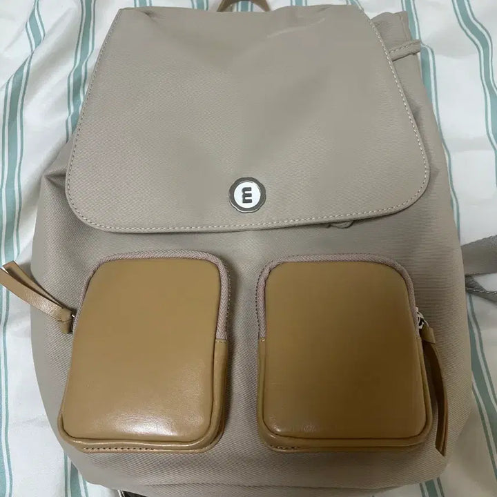 [BUNJANG] Minitmute Clo Backpack Mocha Beige / 미닛뮤트 클로백팩 모카베이지