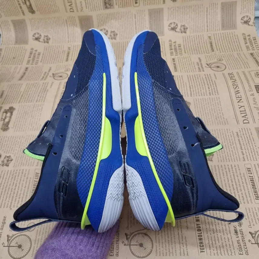 [BUNJANG] Under Armour Curry 7 Basketball Shoes / 언더아머 커리7 농구화270