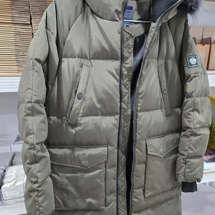 [SOLD OUT] [특별행사] 어스앤뎀 남성 롱패딩 판매합니다(90)
