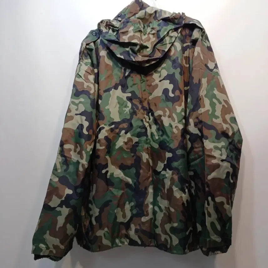[BUNJANG] Military Camo Hooded Windbreaker Jacket / 밀리터리 카모 후드 바람막이 자켓110사이즈   63001