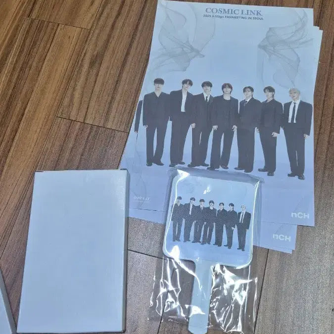 [BUNJANG] n.SSign Hand Mirror Poster / 엔싸인 손거울 포스터