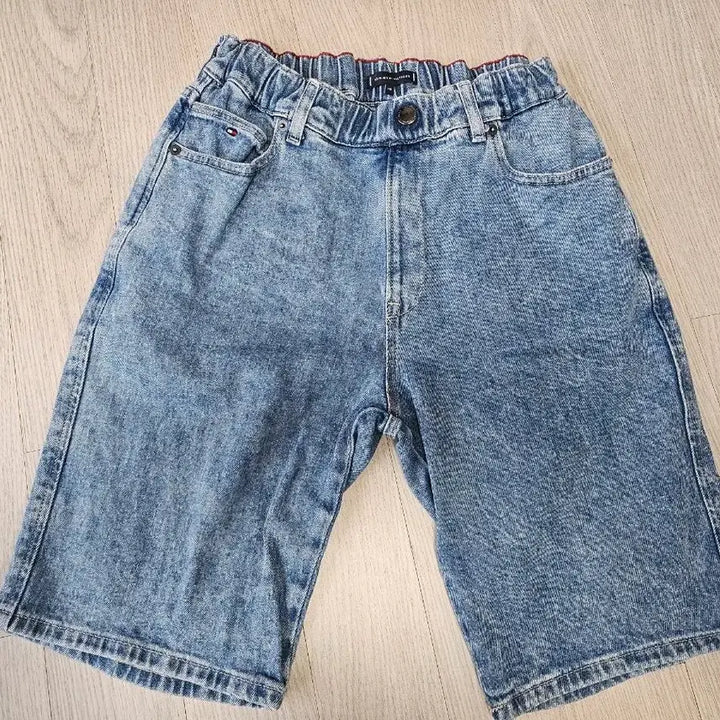 [BUNJANG] Tommy Hilfiger Bermuda Shorts / 타미힐피거