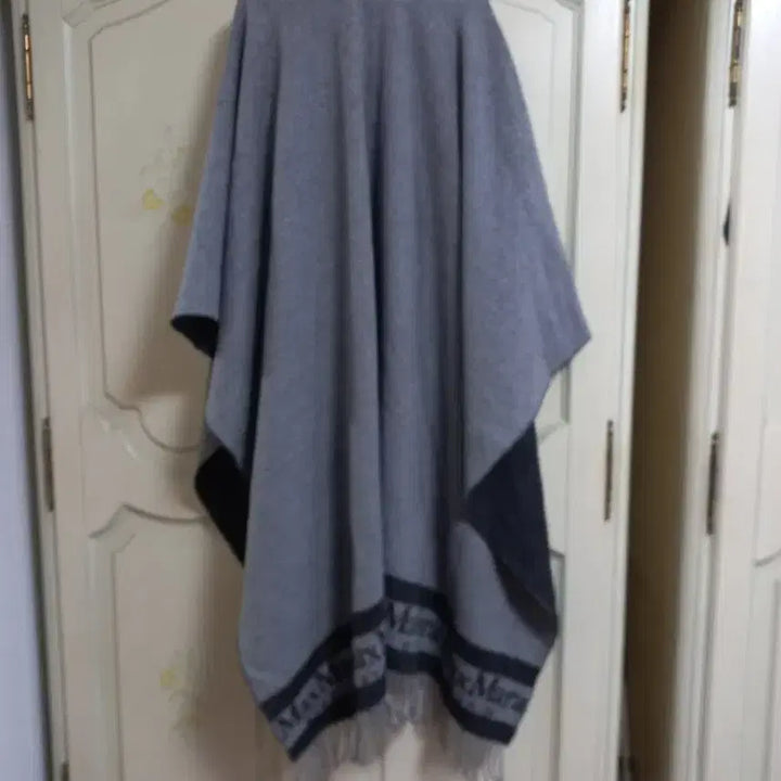[BUNJANG] Max Mara Patron Wool Cape / {정품}막스마라 파트로니 울 케이프