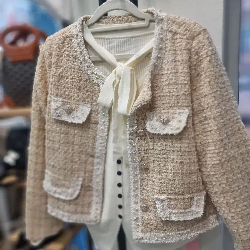[BUNJANG] Tweed Jacket with Pearl Detail / 진주포인트 트위드 자켓