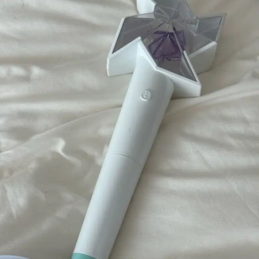 [BUNJANG] Kim Jae Hwan Official Wind Lightstick / 김재환 응원봉 윈드봉