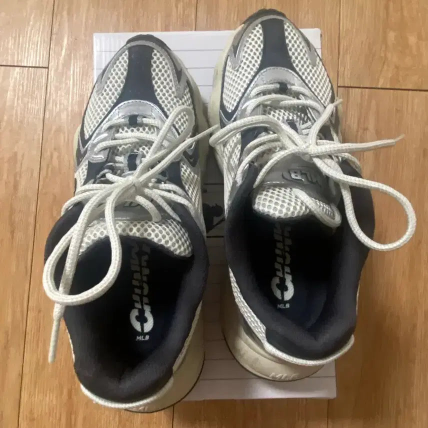 [BUNJANG] MLB Sneakers / 운동화