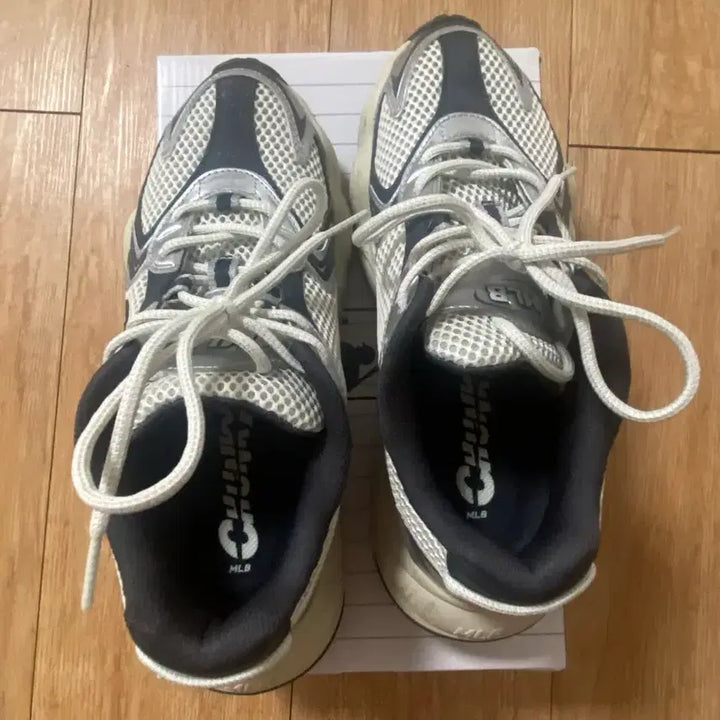 [BUNJANG] MLB Sneakers / 운동화