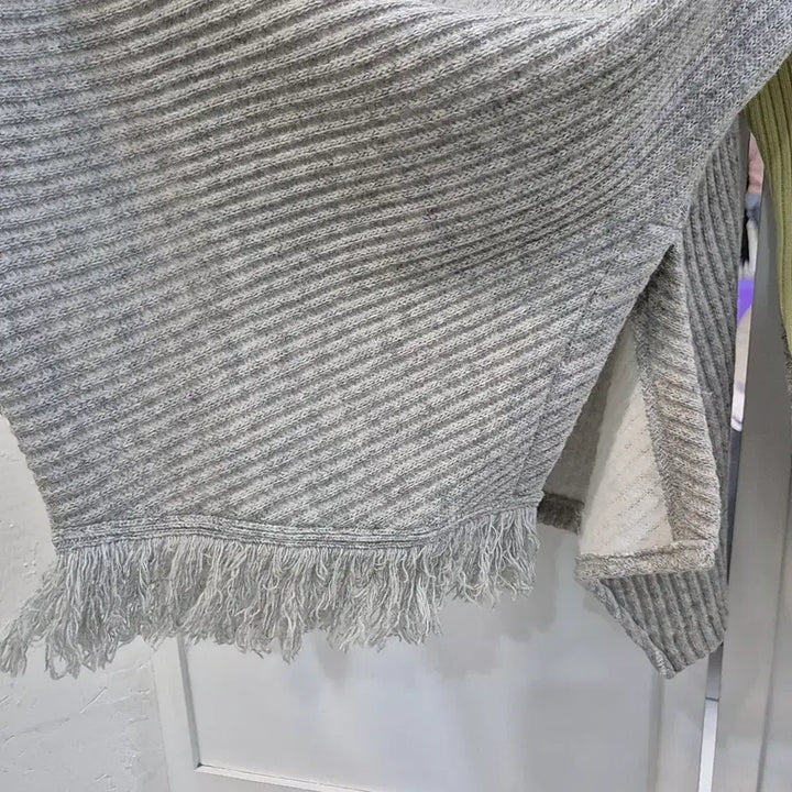 [BUNJANG] System Asymmetric Knit Top / 시스템 언발란스 니트티