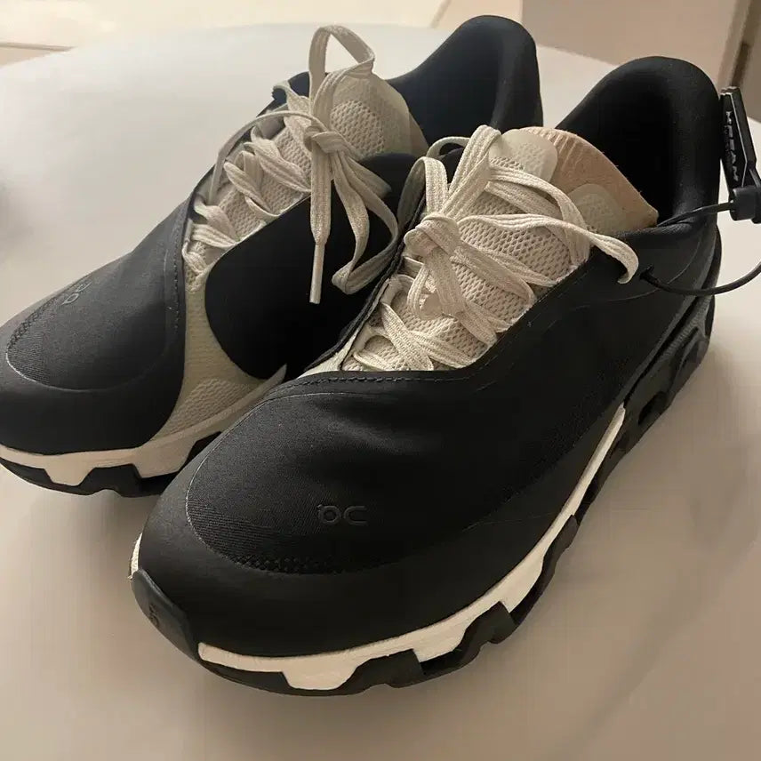 [BUNJANG] PAF Cloudmonster Hyper Black Sneakers / 온러닝 x PAF 파프 클라우드몬스터 하이퍼 블랙 240 새상품