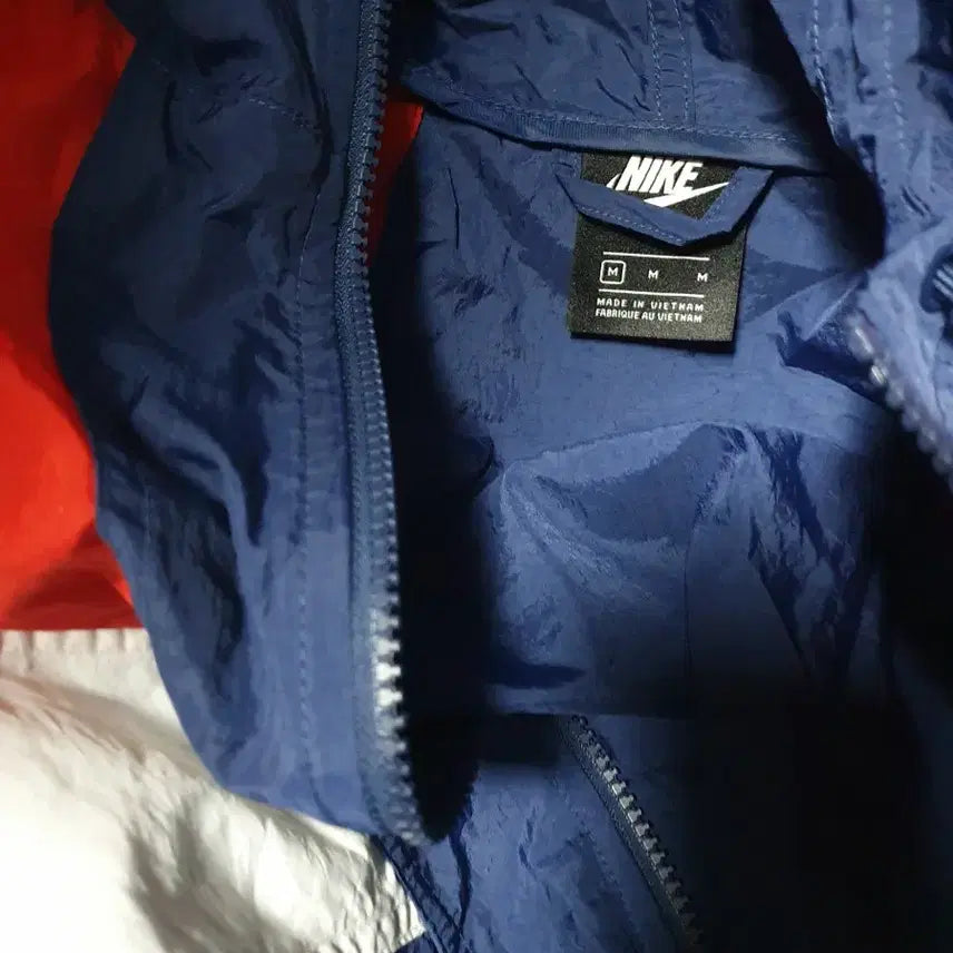 [BUNJANG] Nike Windbreaker Hooded Jacket Red/Navy M / 나이키 바람막이 후드 자켓 레드/네이비m