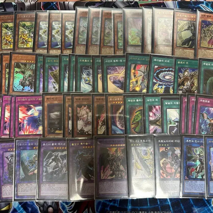 [BUNJANG] Yu-Gi-Oh! Deck Core + Generic Cards / 유희왕 빛의 황금궤 덱소스+범용 판매합니다