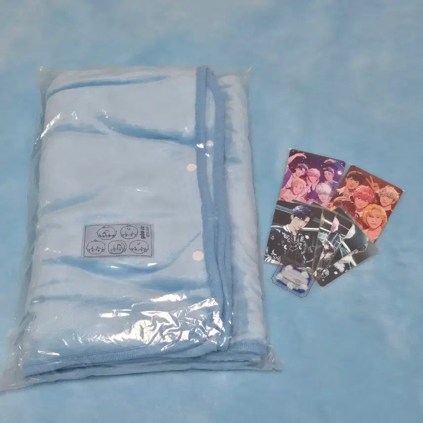 [BUNJANG] PLAVE Blanket, Photocard Bundle Set / 플레이브 콘서트 담요, 포카 판매