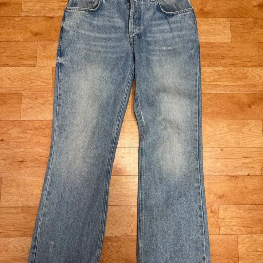 [BUNJANG] ZARA Two Jays EU42 Light Wash Jeans / 자라 투제이스 EU42 스타 연청진