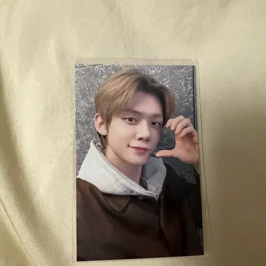 [BUNJANG] TXT Yeonjun MOA Zone Photocard / 모아콘 모아존 연준 포카