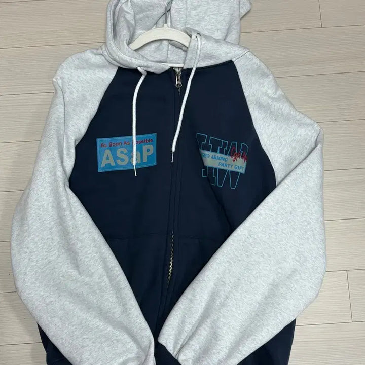 [BUNJANG] Hooded Zip-Up / 후드집업