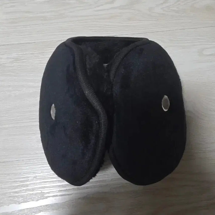 [BUNJANG] Black Fur Earmuffs / 검정색 털 귀마개입니다