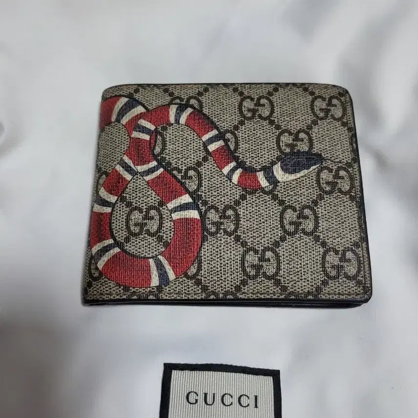[BUNJANG] Gucci Kingsnake GG Supreme Bifold Wallet / 구찌 킹스네이크 반지갑 GG 수프림