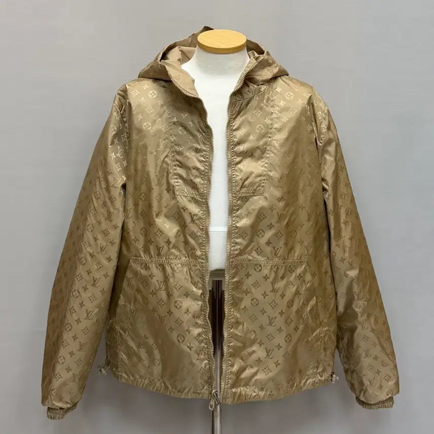 [BUNJANG] Louis Vuitton Monogram Reversible Windbreaker Jacket / 루이비통 LV 모노그램 리버서블 윈드 브레이커 자켓 ( 105~110 )