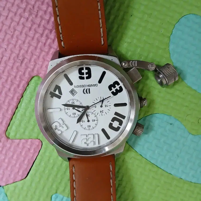 [BUNJANG] Danish Design Leather Wristwatch / 데니쉬 디자인 가죽 손목시계